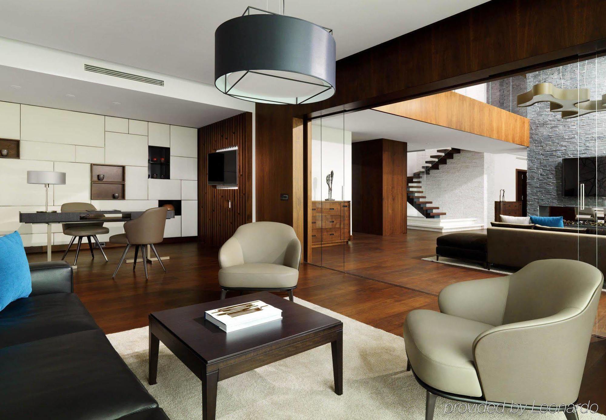 Minsk Marriott Hotel Kültér fotó