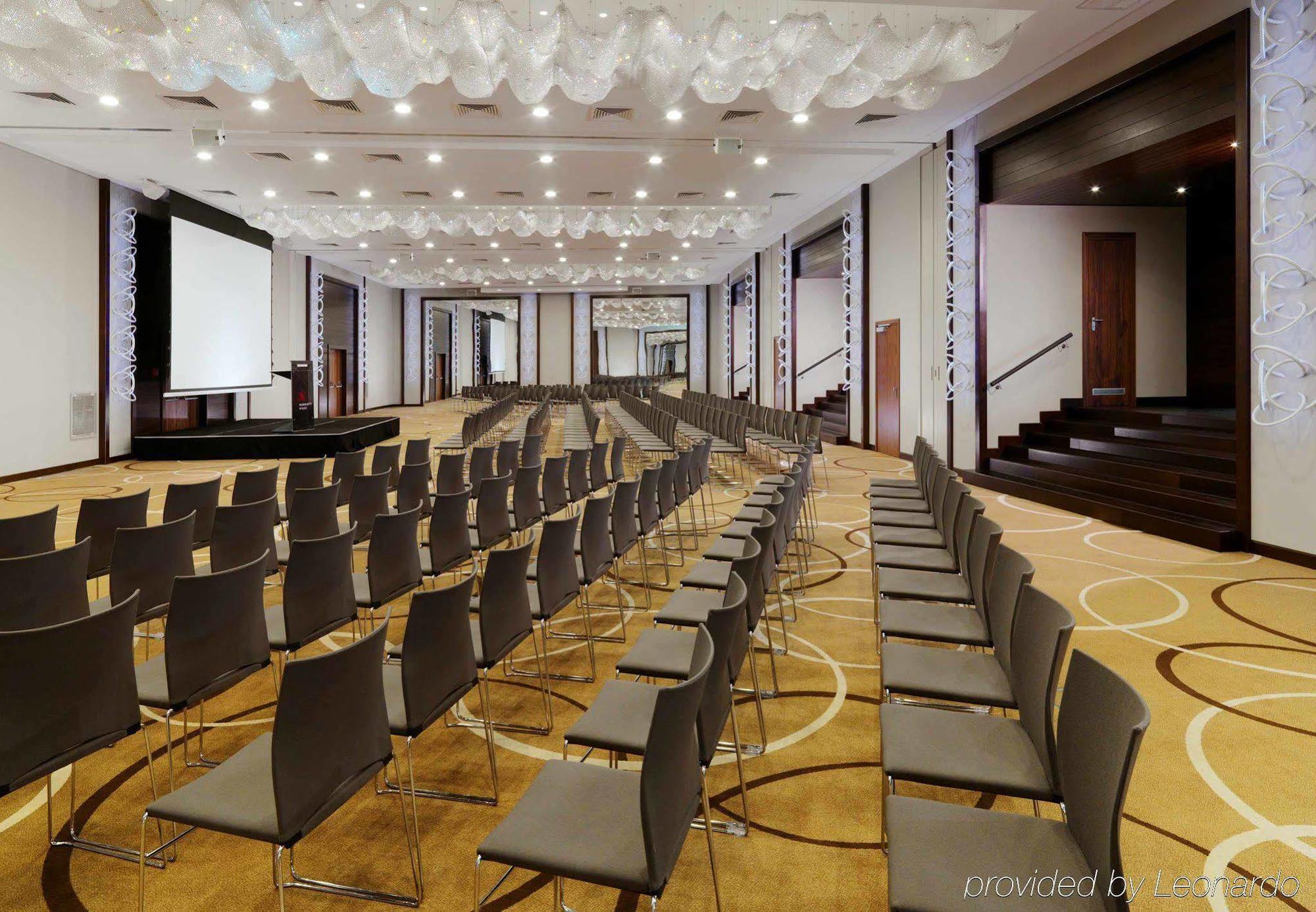 Minsk Marriott Hotel Kültér fotó